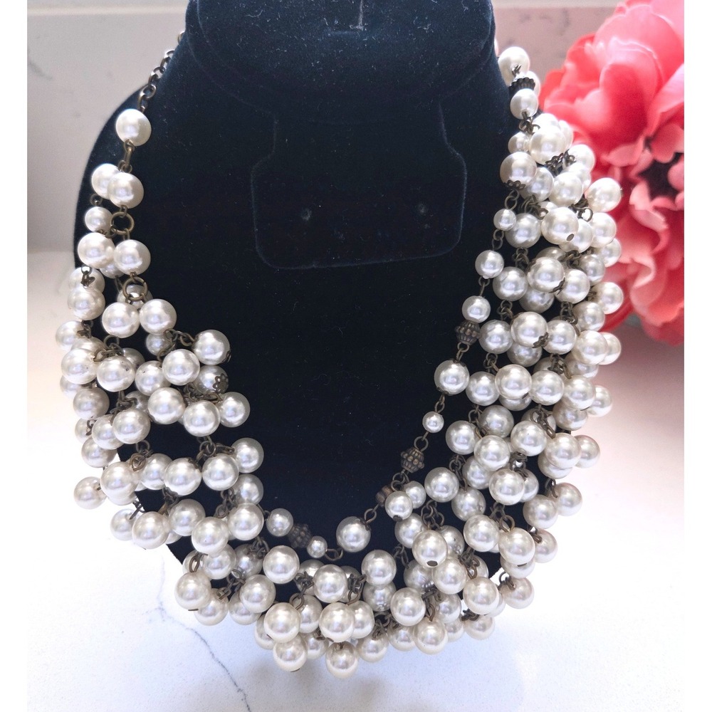 VTG Faux Pearl Cluster Bib Statement Necklace Bronze Tone Hardware